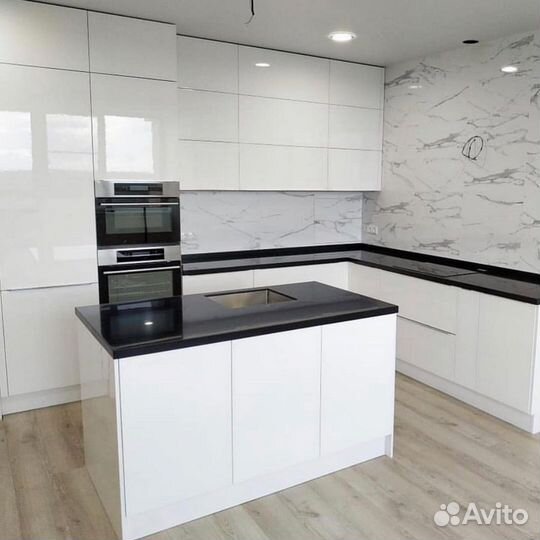 Кухонный гарнитур на заказ. Долговечные материалы