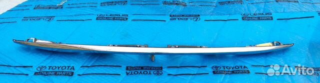 Молдинг багажника Lexus LS Оригинал бу 2012-2017