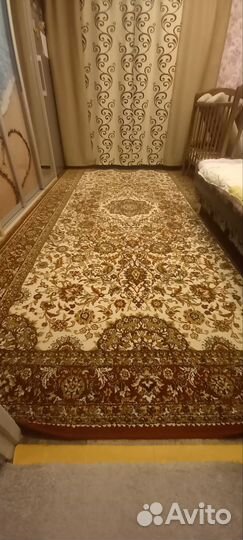 Ковер шерстяной