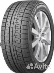 Bridgestone Blizzak Revo GZ 215/60 R17 96S