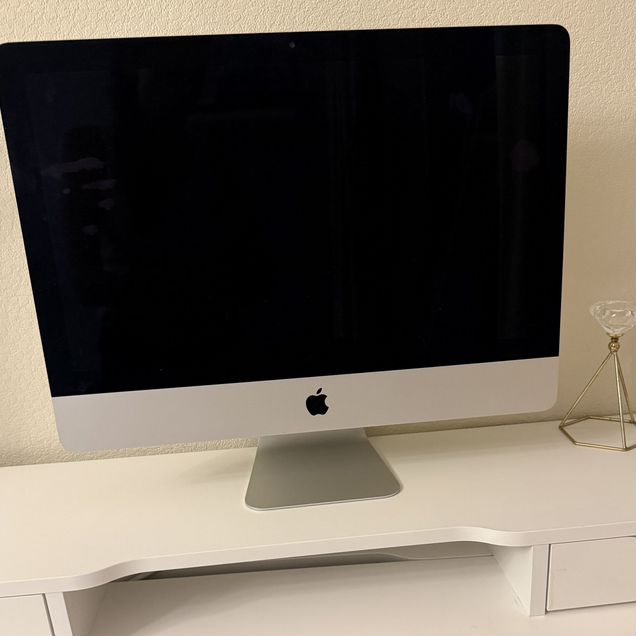 Продаю моноблок Apple іМас 21.5 дюйма