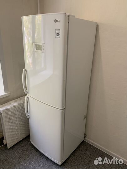 Холодильник LG