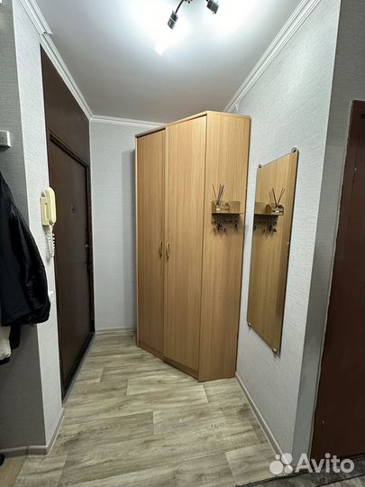 Угловой шкаф