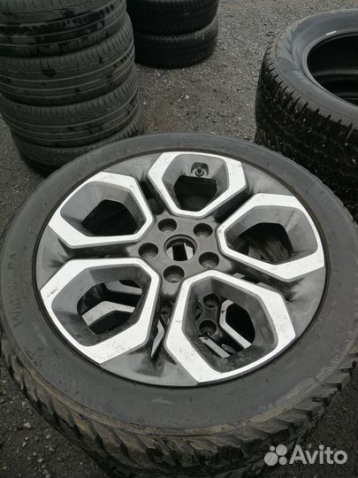 R18 Kumho WinterCraft Ice WI31 235/45, PCD 5x114.3 DIA 67.1
