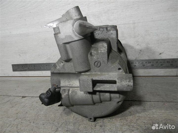 Компрессор кондиционера 1K0820803N Volkswagen