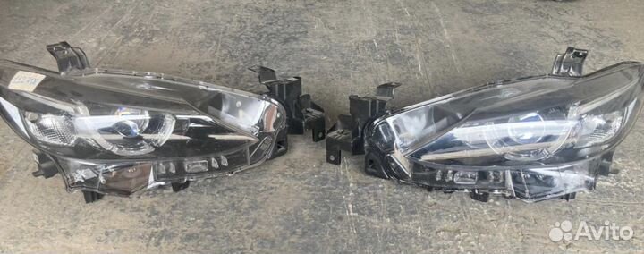 Комплект фар Mazda 6 GJ