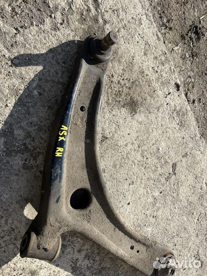 Рычаг передний правый Mitsubishi ASX