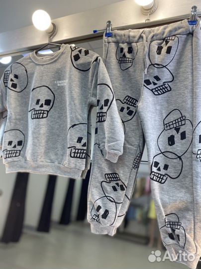 Детская одежда Костюм детский новый zara 92,110
