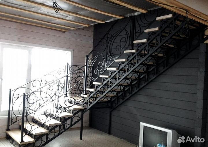 Лестница прямая под ключ