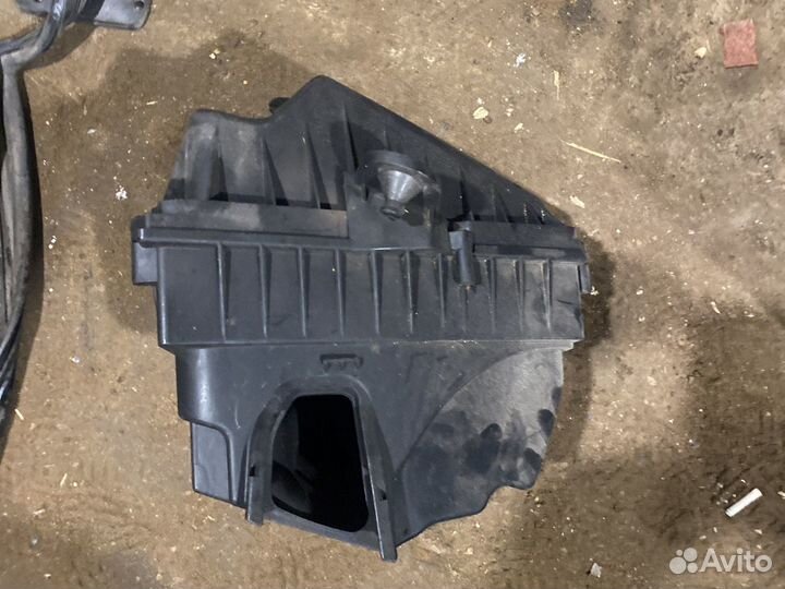 Корпус воздушного фильтра Renault Koleos