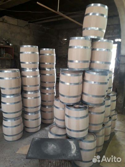 Дубовые бочки (скальный колотый дуб)