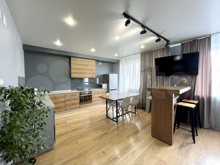 2-к. квартира, 105 м², 14/15 эт.