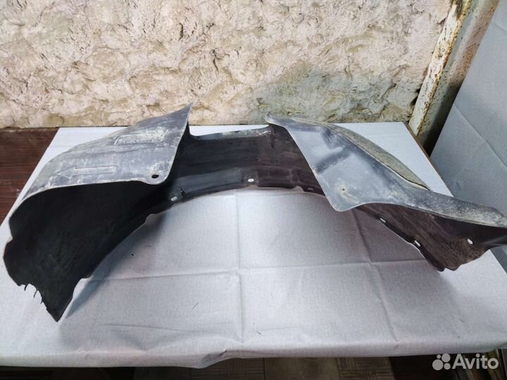 Защита колёсной арки Toyota Rav 4 40 рест