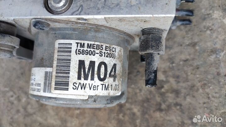 Блок абс на Хюндай Санта Фе 4. TM. 10-24. G4KJ