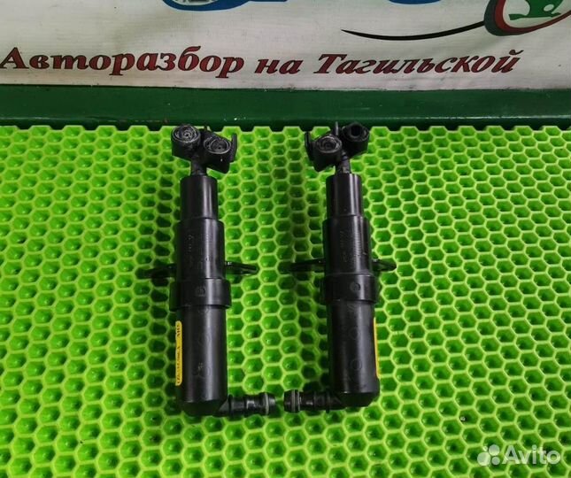 Форсунка омывателя фар Skoda Octavia A5 1Z0955965A