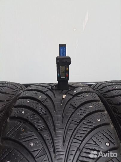 Goodyear UltraGrip Extreme 215/55 R16