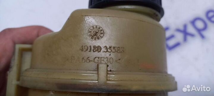 Бачок гур Renault Logan 2