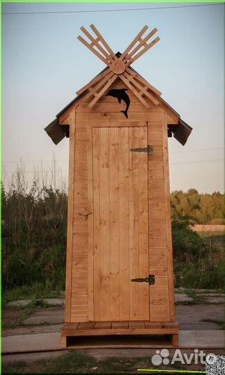 Уличный туалет деревянный SKU010