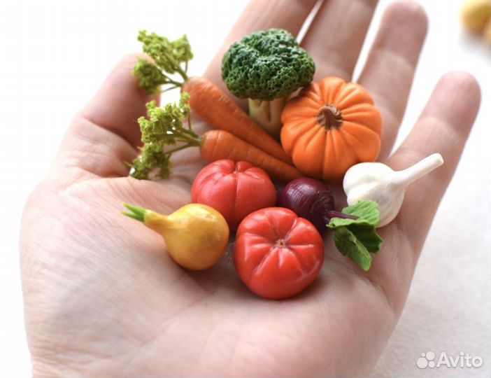 Ягоды, фрукты и овощи из полимерной глины