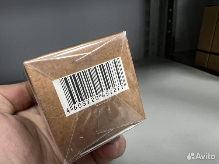 Zielinski rozen black pepper amber neroli