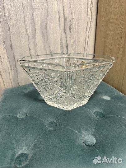 Хрустальная ваза