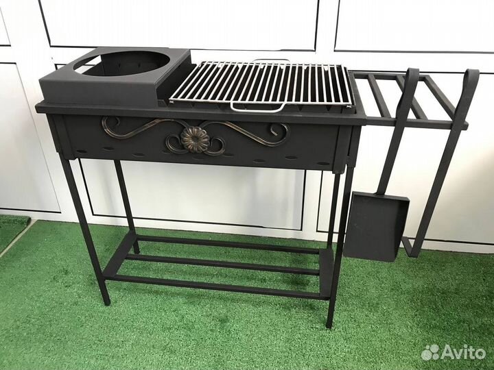 Мангал с подказанником