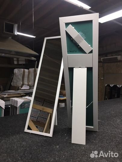 Зеркало напольное 330 *1220