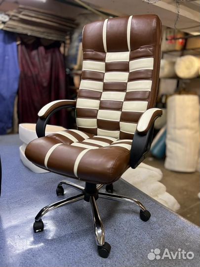 Компьютерное кресло