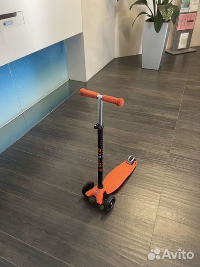 Самокат maxi micro