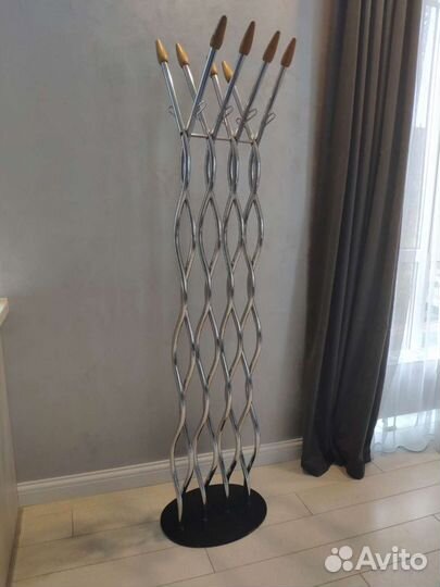 Вешалка для одежды напольная