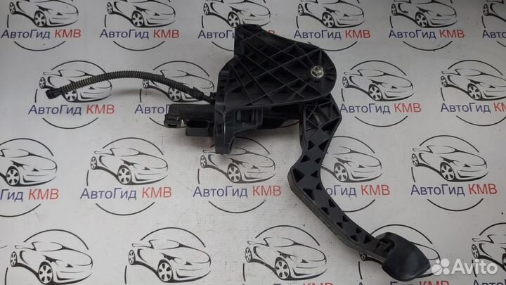 Педаль сцепления Volkswagen Golf 5 1K1721059