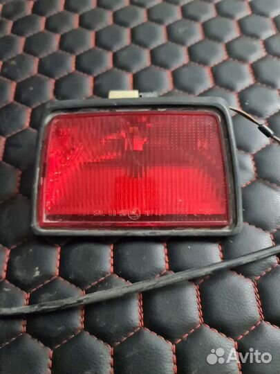 Дополнительный стоп сигнал Mercedes W140