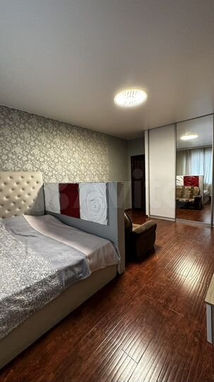 2-к. квартира, 66,8 м², 14/17 эт.