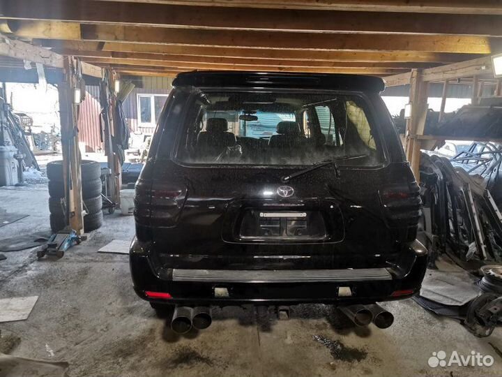 Блок управления efi Toyota Sequoia UCK45 2UZ-FE