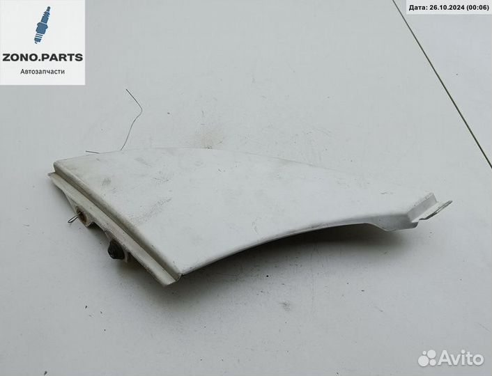 Ус под фару правый 1306530070 на Peugeot Boxer (2006)