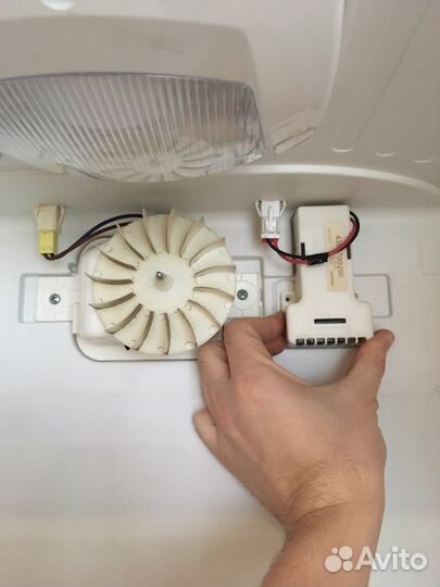 Ремонт холодильников