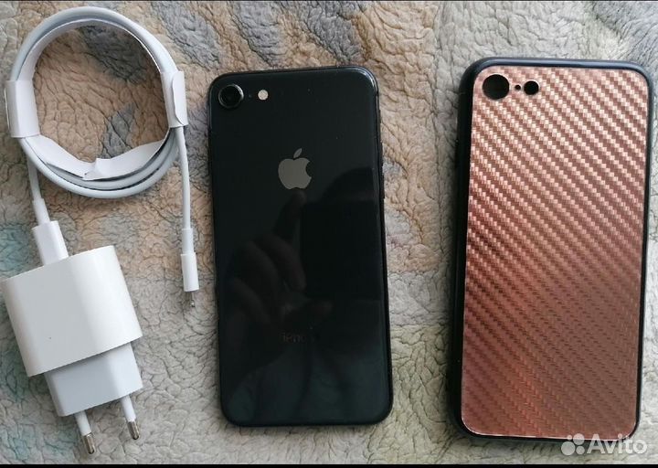Телефон iPhone 8 256Gb