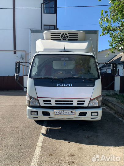 Isuzu NQR75, 2008