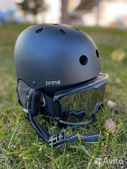 Шлем горнолыжный черный