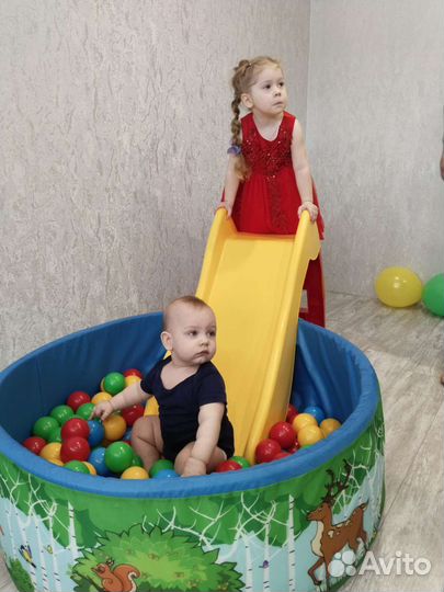 Сухой бассейн с шариками