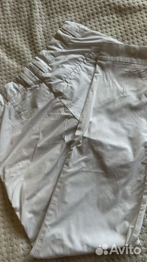 Белые брюки Peak Performance