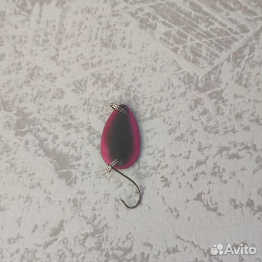 Блесна 2 грамма форель, окунь,голавль