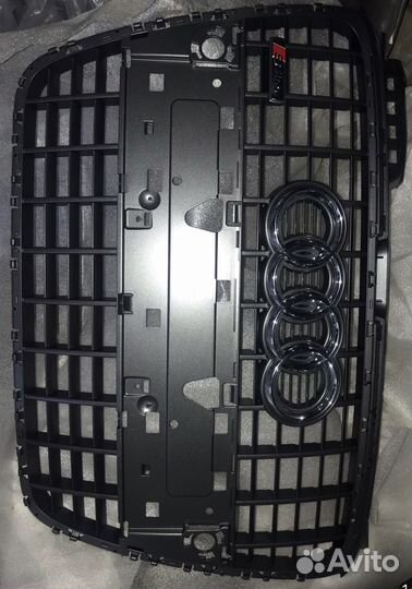 Решетка радиатора audi A4 B7(новая пр-во Германия)