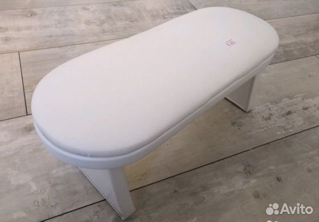 Маникюрная подставка для рук