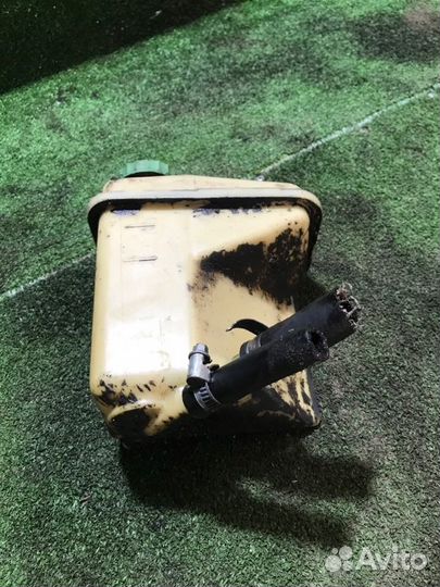 Бачок гидроусилителя Audi 100 C4 ABK 2.0