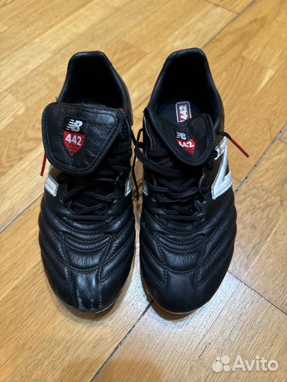 Футбольные бутсы