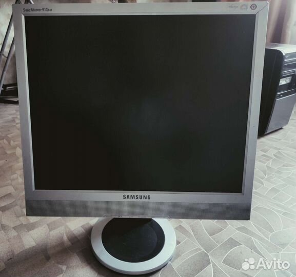 Монитор Samsung 19