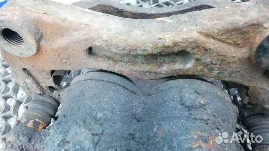 Суппорт тормозной передний правый nissan pathfinde