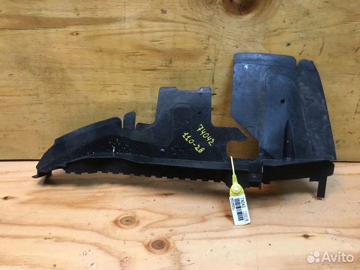 Защита радиатора правая Audi A6 4F2 AUK 2005