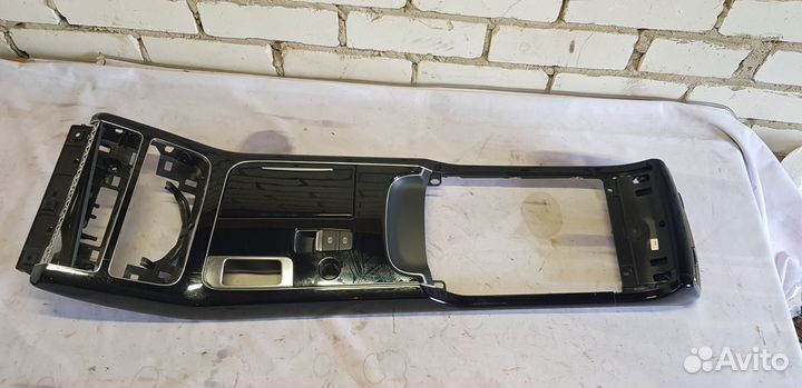 Audi A8 D4 Long Центральная Консоль
